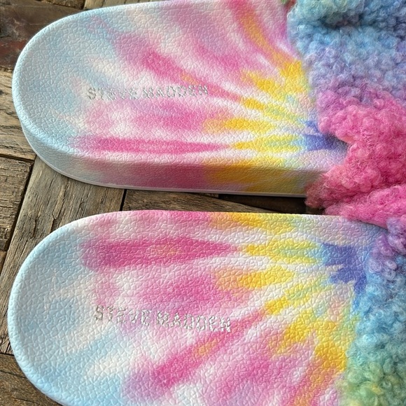 Steve Madden Shear Faux Fur Tie Dye Slide Size 9 - Picture 3 of 6